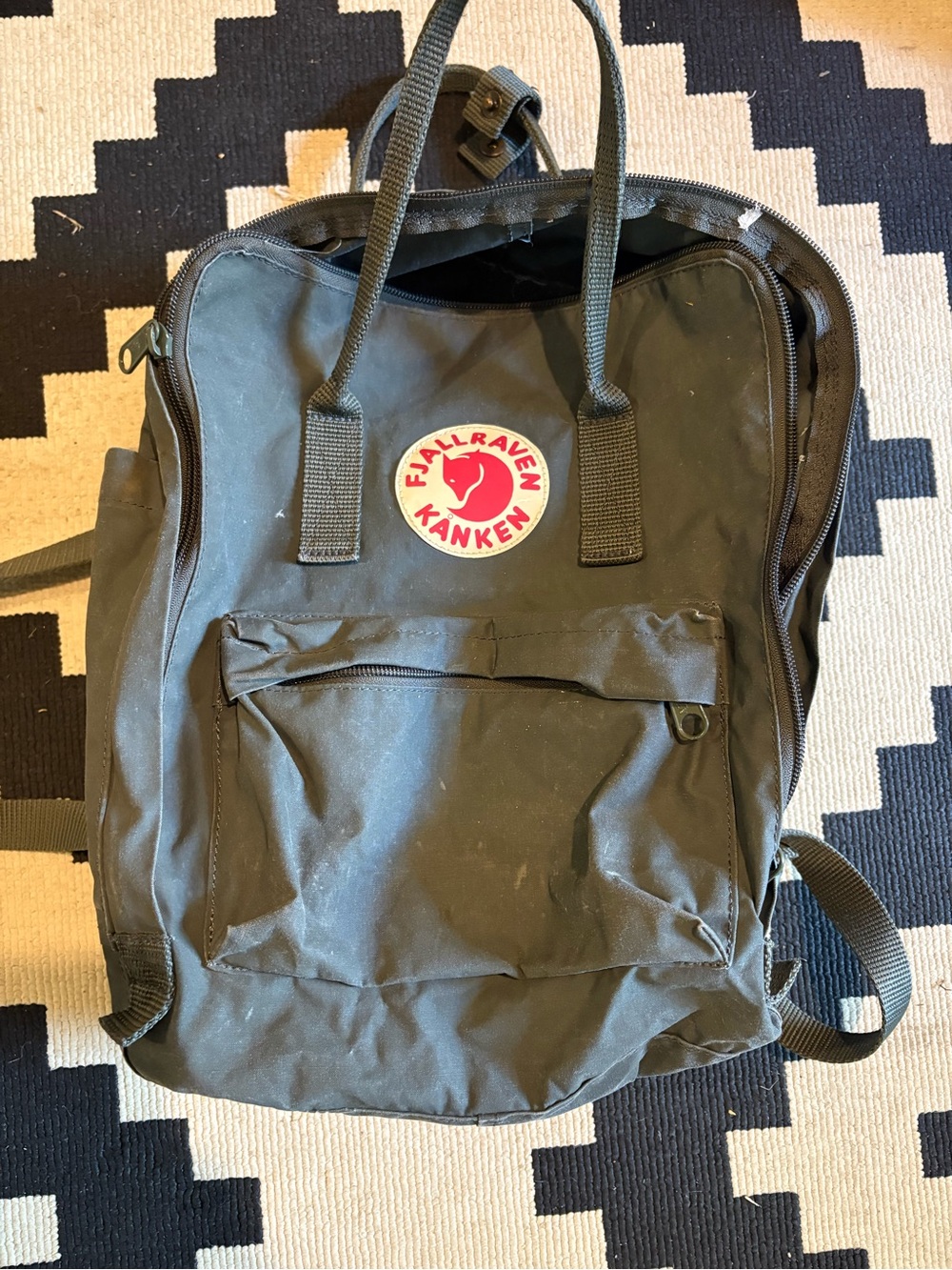 fjallraven Kånken Classic charcoal grey Backpack